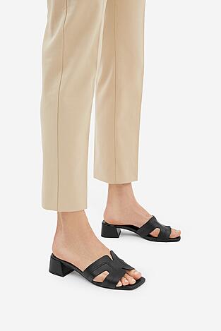 Klapki Jenny R255SS00541 Czarny