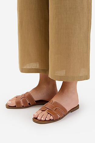 Klapki Jenny CEO-LB-F1061 Camel