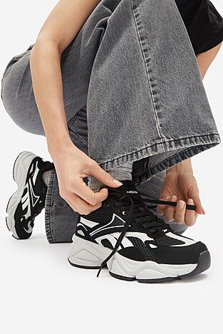 Obuwie sportowe Reebok CHARGE AR30246WBNW Czarny