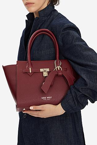 Torebka NINE WEST CEO-CHELSEA-CHARM-II-LX10185 Bordowy