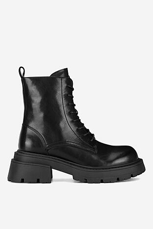 Csizma Badura WFA3149-1Z FEKETE