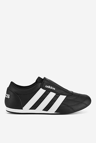 Спортни обувки adidas TEKWEN JS3871 ЧЕРЕН