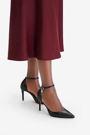 Körömcipő NINE WEST CEO-CD23029-18 FEKETE