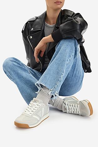 Sneakers GUESS JEANS EO-GJ202505161-2 Szary