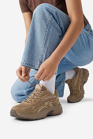 Спортни обувки Reebok CEOWB-H1-139(DZ) КАФЯВ