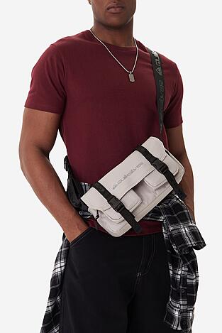 Дамска чанта QUIKSILVER CEOWB-QUIC-F-002-09 СИВ