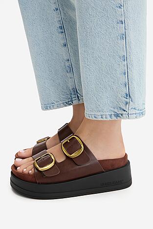 Klapki GUESS JEANS CWBEO-HY62273-6 Brązowy