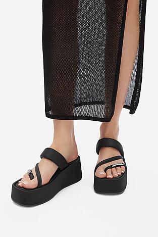 Klapki Juicy Couture WSS21515-01 Czarny