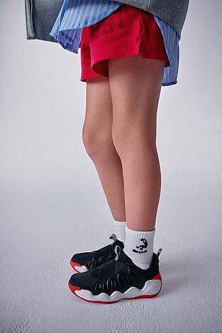 Obuwie sportowe SHAQ CEO-4X AQ95035Y-BR Czarny