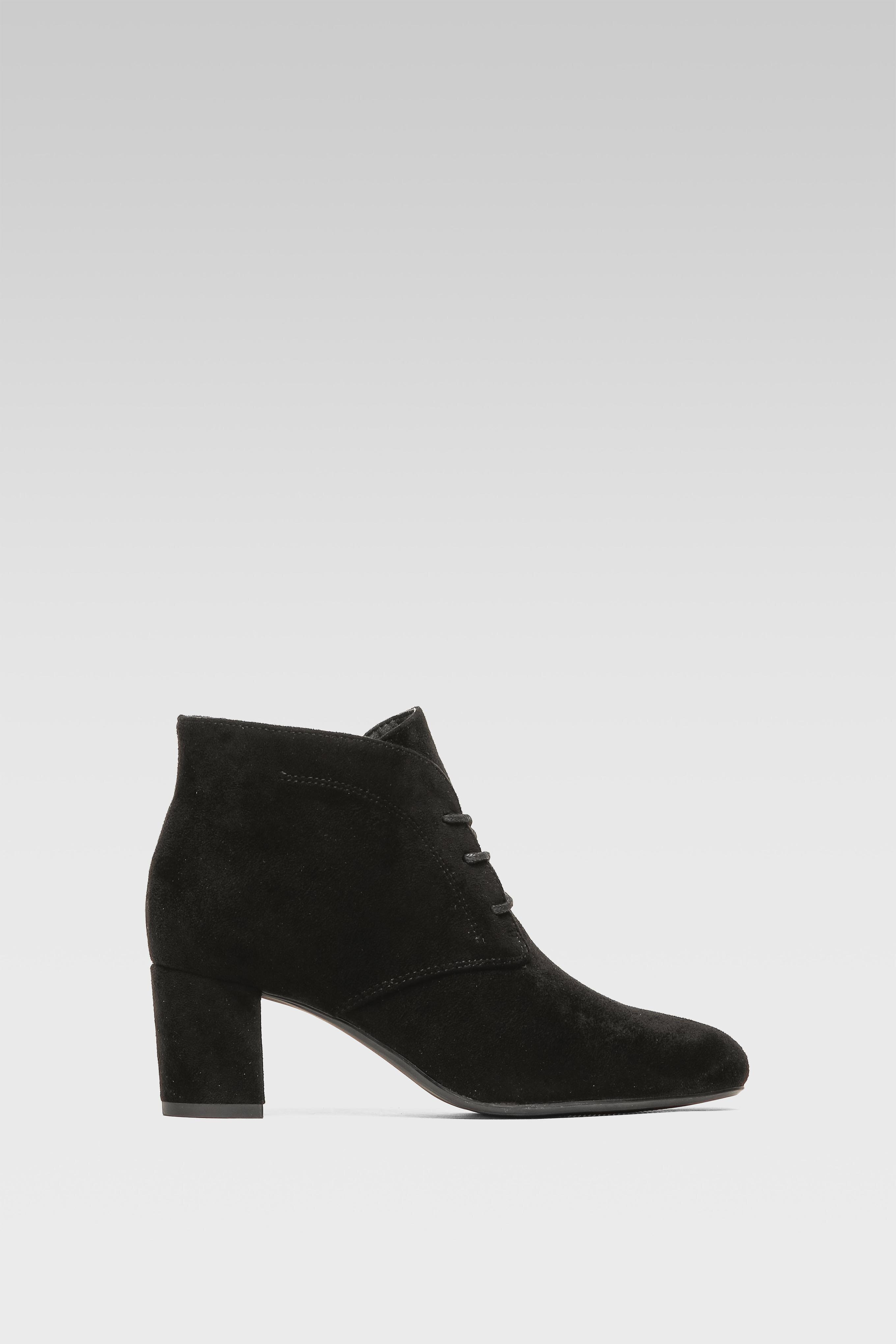 Trzewiki Clara Barson