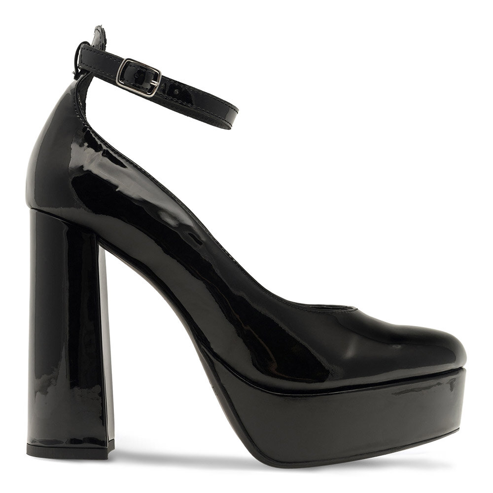 Елегантни обувки Badura