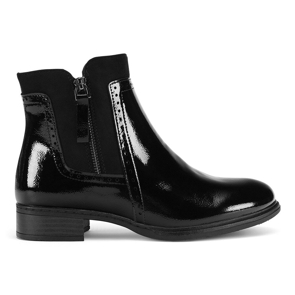 Боти Clara Barson