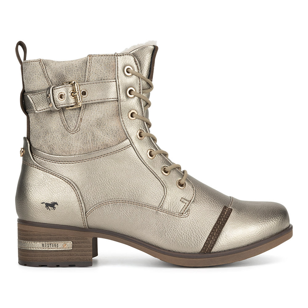 Боти Mustang