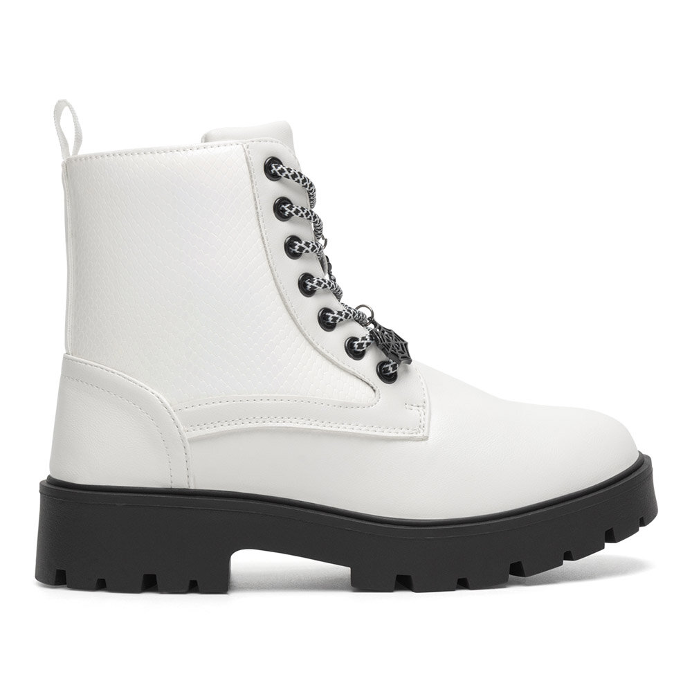 Боти BEETLEJUICE