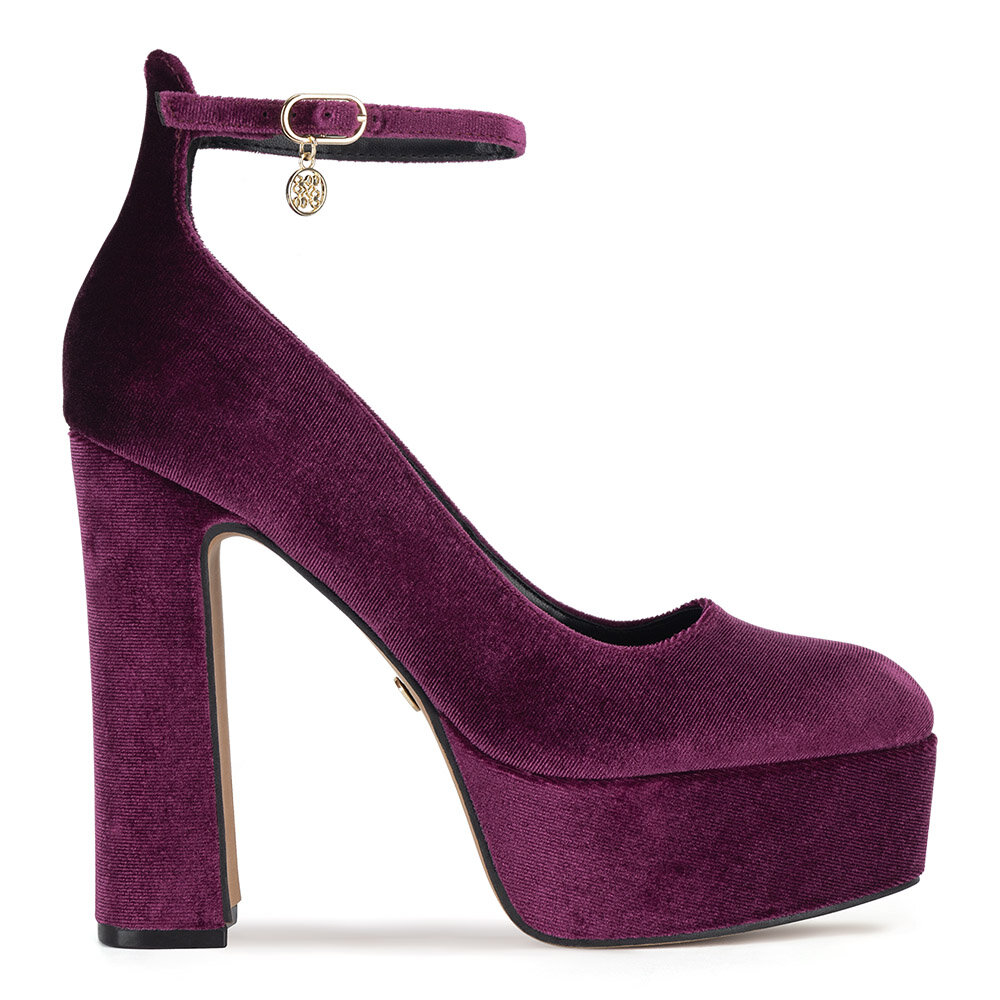 Елегантни обувки NINE WEST