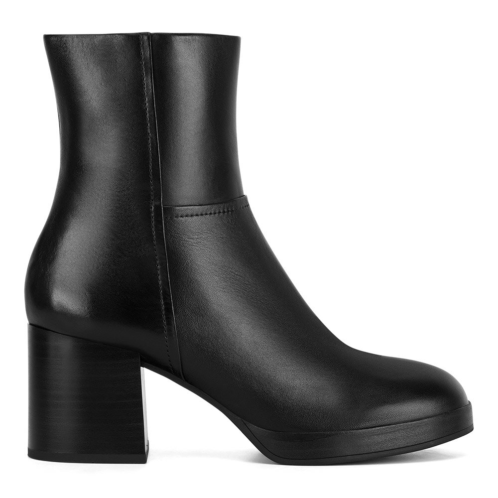 Боти Sergio Bardi