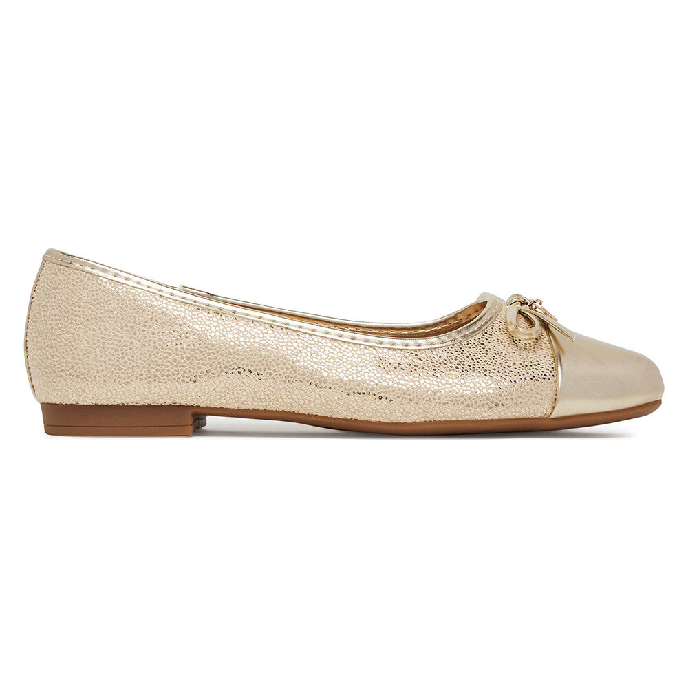 Балерина Clara Barson