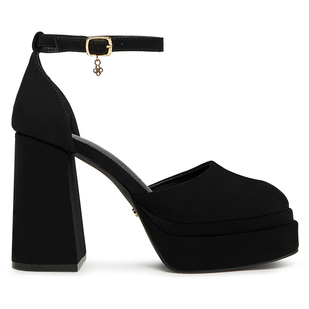 Елегантни обувки DeeZee