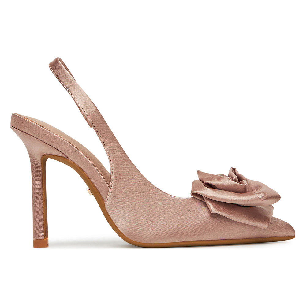 Елегантни обувки DeeZee