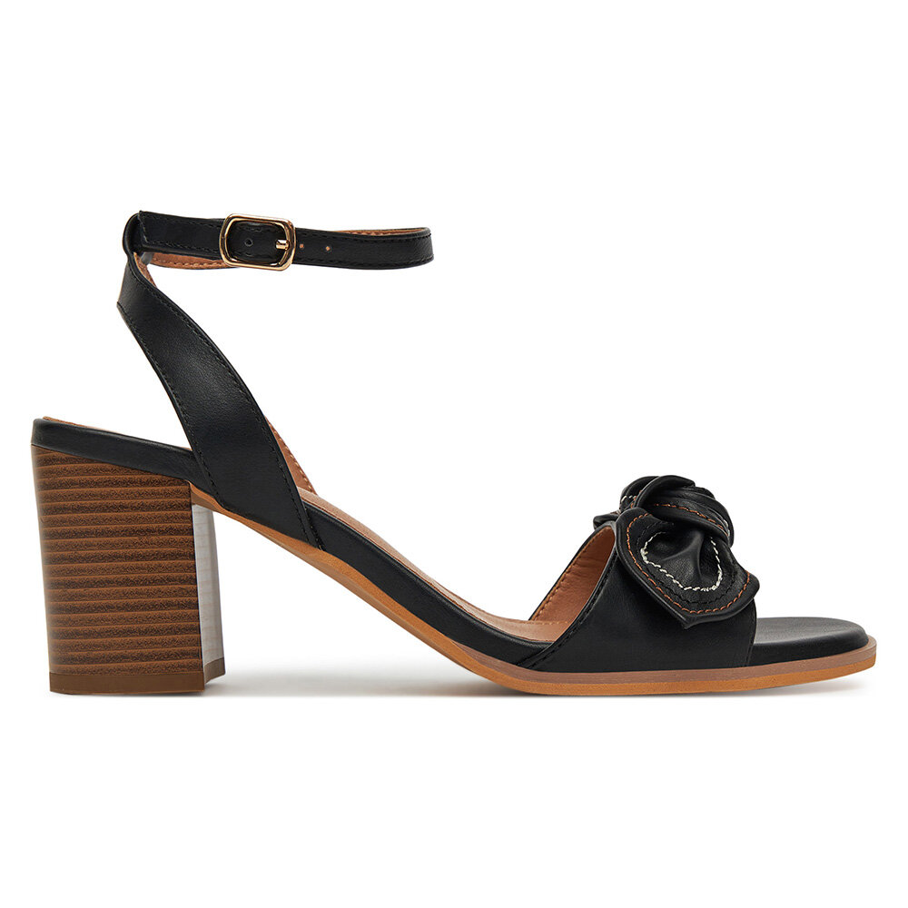 Сандали Clara Barson