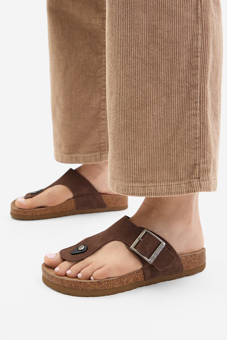 
                        Klapki G-STAR RAW CWB-WS-1128-51-S Brązowy - 5906751940631