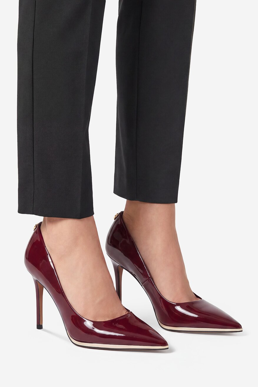 
                Туфлі-Човники NINE WEST СВІТЛО-БОРДОВИЙ - 5907964556480