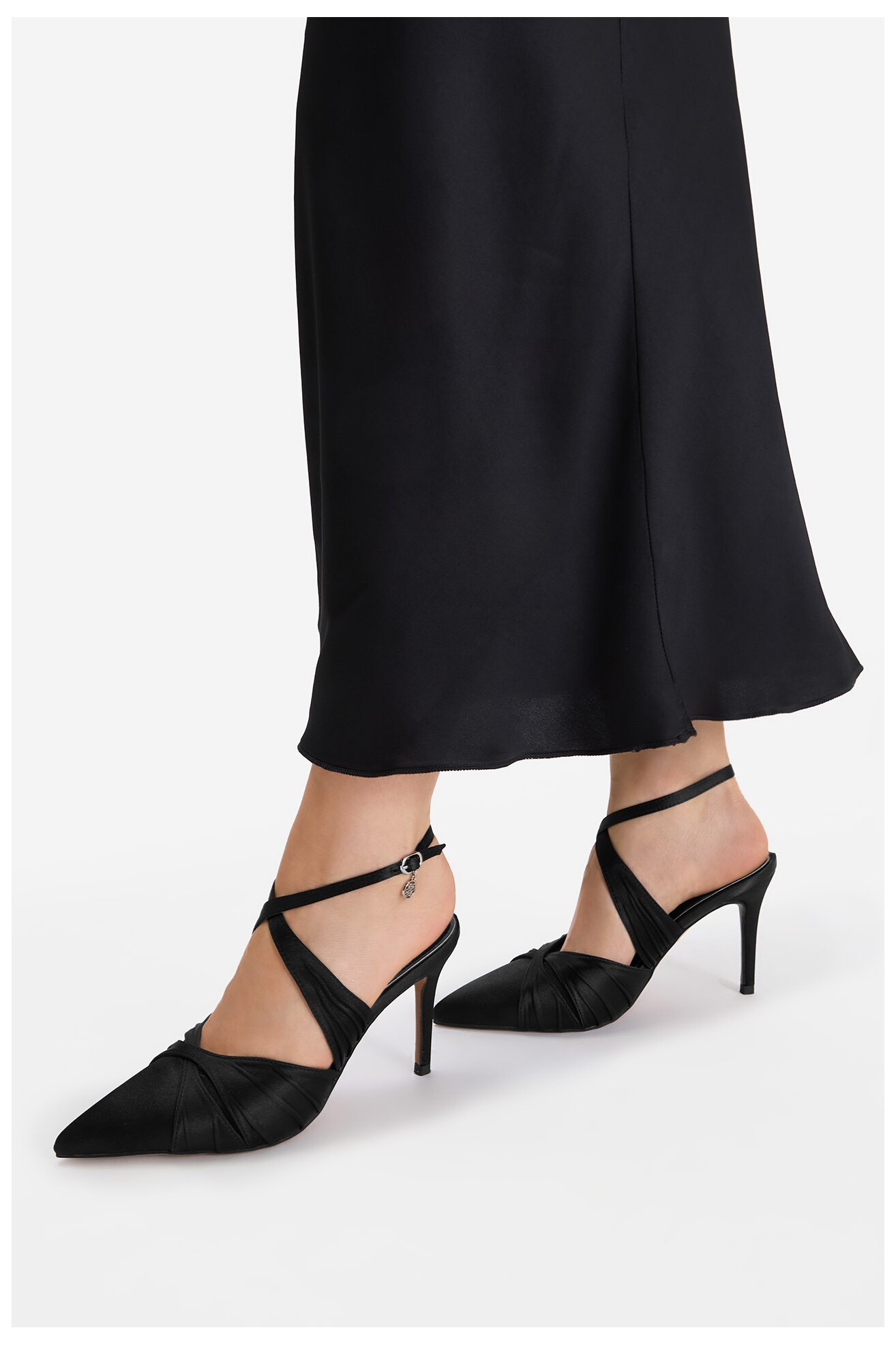 Czółenka NINE WEST CEO-259-73 02 Czarny