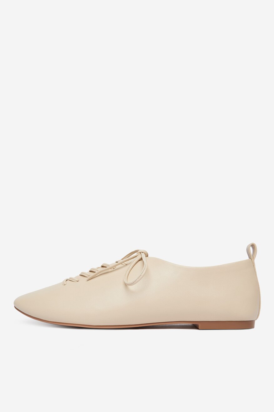 
                Напівчеревик Gino Rossi БЕЖЕВИЙ - 5906751989142