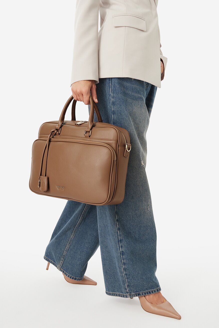 
                Сумка З Ремінцем NINE WEST БЕЖЕВИЙ - 5907964366423
