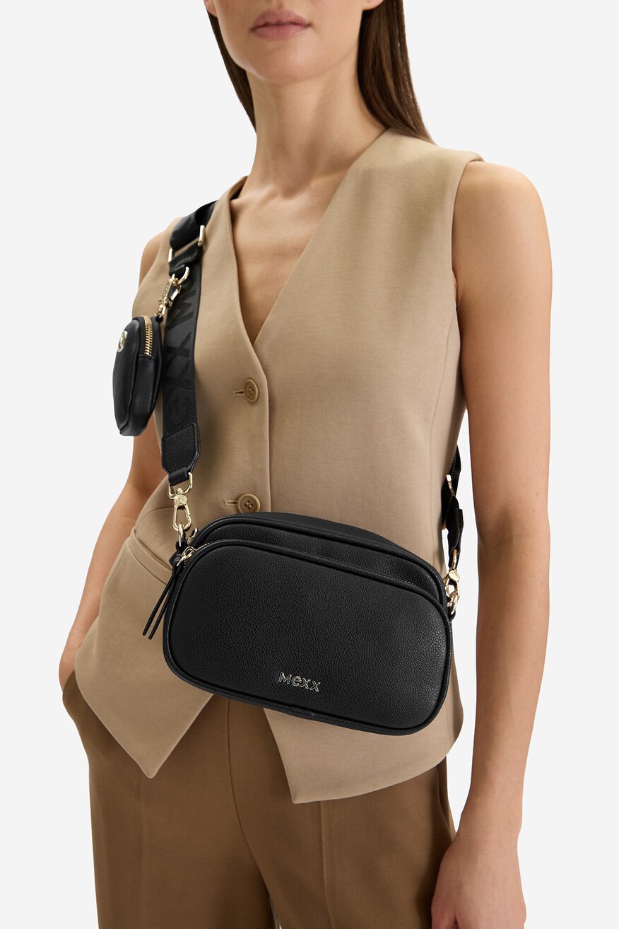 
                Дамска чанта Mexx ЧЕРЕН - 5906751564288