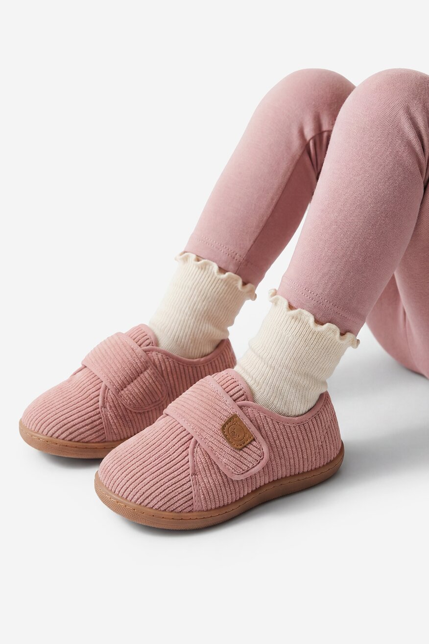 
                Капці Lasocki Kids РОЖЕВИЙ - 5907964340102