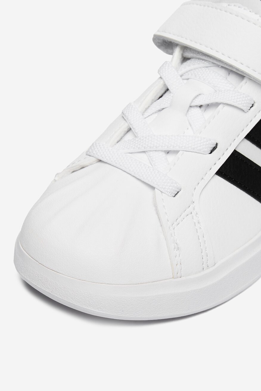 
                Спортни обувки adidas БЯЛ - 5907964066972