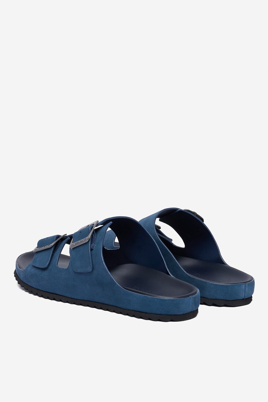 
                GUESS JEANS - Klapki skórzane - 5907964117148