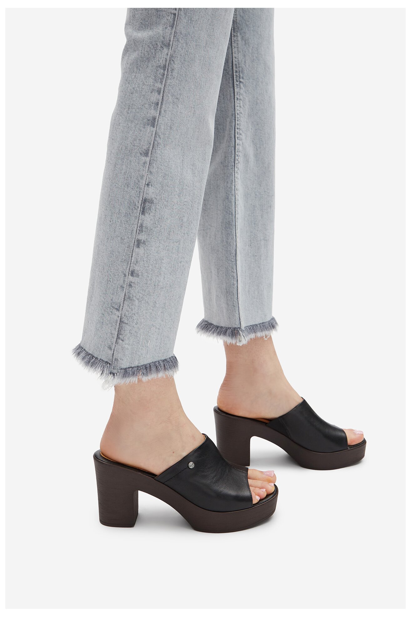 Шльопанець Lasocki CEO-EST-2027-02 ЧОРНИЙ