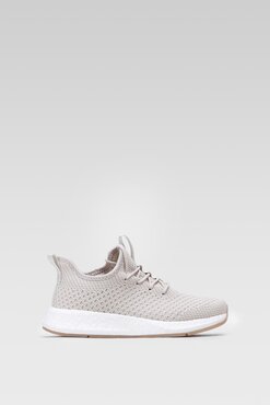 buty na grubej podeszwie ccc
