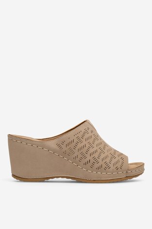 Clara Barson WYL0510-05 Beżowy rozmiar 39